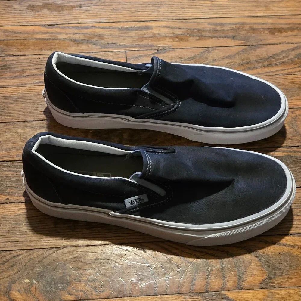 Vans Classic Slip-On Black Canvas Shoes Unisex Men 6.5 / Women 8 Skate Casual